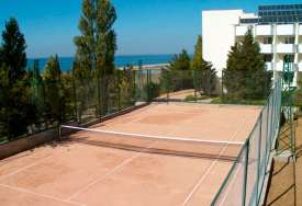 Теннисный корт при санаторном комплексе “Альбатрос” в Севастополе