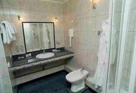 Ванная комната в номере пансионата Альбатрос в Любимовке, Севастополь